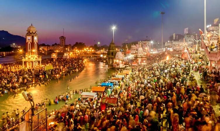 budget hotel near Shantikunj ashram