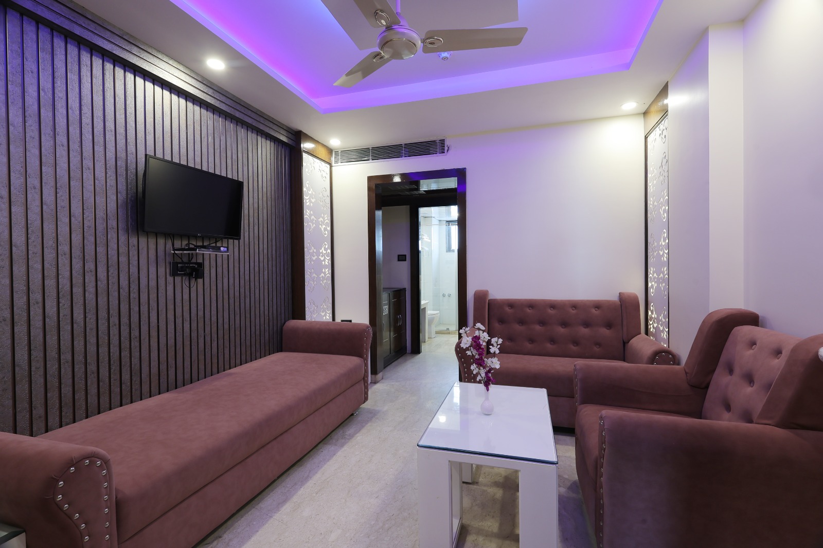 luxury suite rooms at hotel crystal ganga heights near har ki pauri amrapur ganga ghat in haridwar